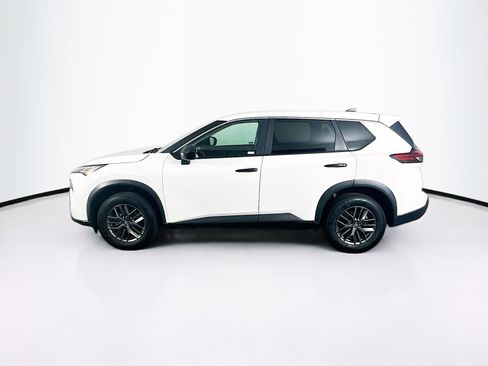 Used 2024 Nissan Rogue S FWD image 4