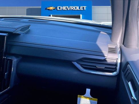 New 2026 GMC Acadia Elevation image 27