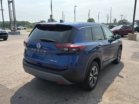 Used 2021 Nissan Rogue SV AWD/4WD image 4