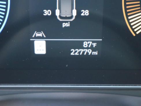 Used 2026 Hyundai Kona SEL Sport FWD image 9