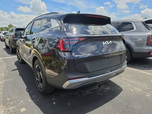 Certified 2026 Kia Sportage EX w/ EX Panorama Roof Package FWD image 13
