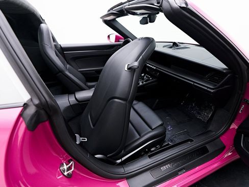 Used 2024 Porsche 911 Targa 4 GTS w/ Premium Package image 55