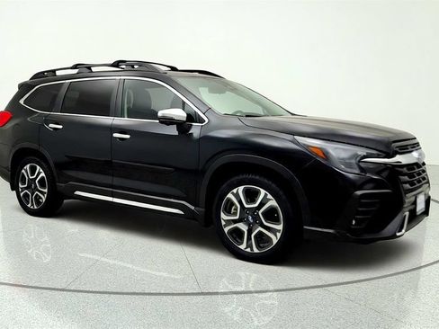 Used 2023 Subaru Ascent Touring AWD/4WD image 3
