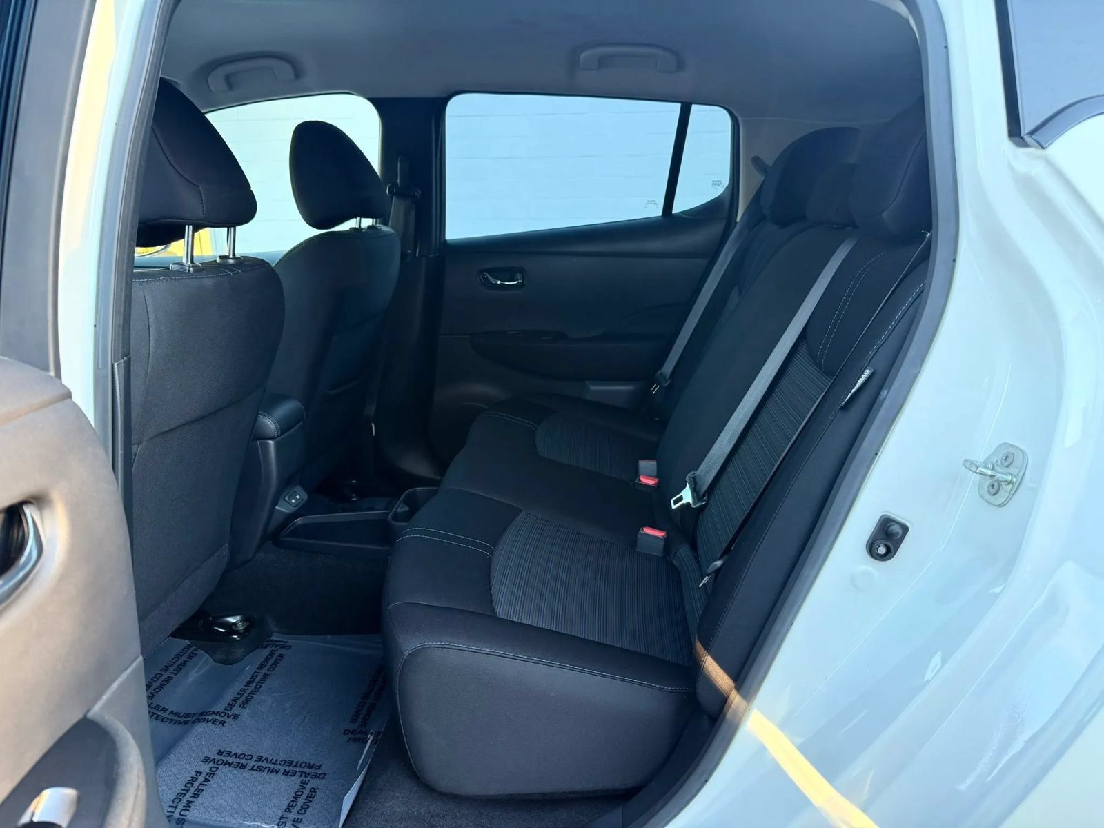 Used 2022 Nissan Leaf S FWD image 13