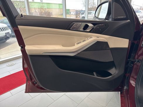 New 2026 BMW X7 xDrive40i image 43