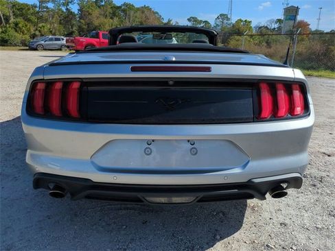 Certified 2020 Ford Mustang Convertible w/ Equipment Group 101A image 5