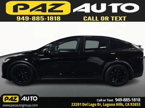 Used 2022 Tesla Model X Plaid image 2