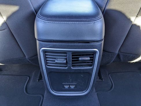 Used 2023 Dodge Charger SXT image 38