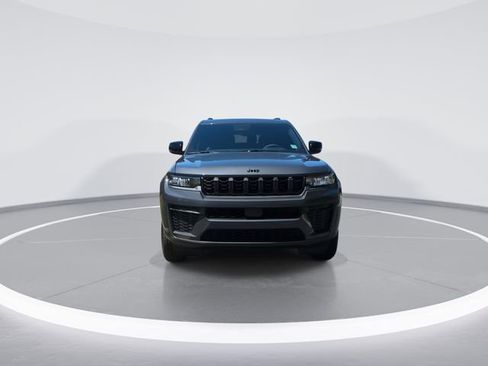 New 2026 Jeep Grand Cherokee L 4WD image 3