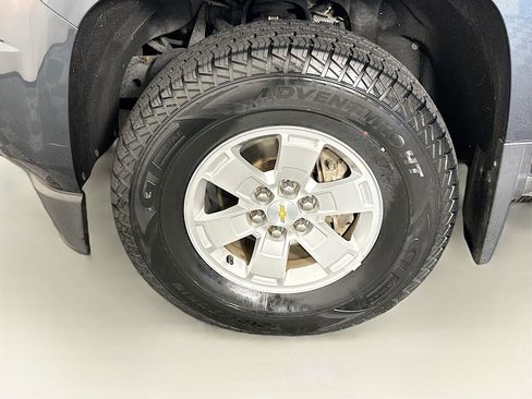 Used 2019 Chevrolet Colorado W/T w/ WT Convenience Package image 11