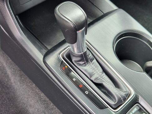 Certified 2024 Honda Civic Sport image 12