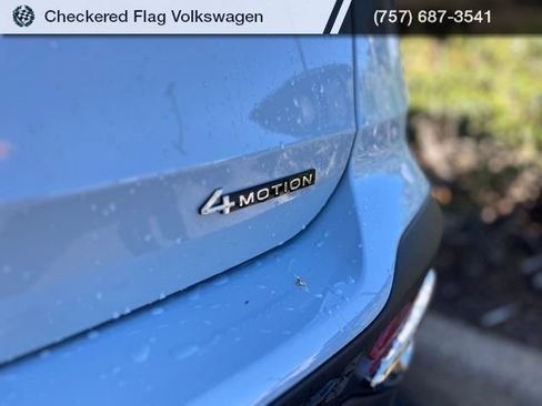 New 2026 Volkswagen Taos SEL AWD/4WD image 11