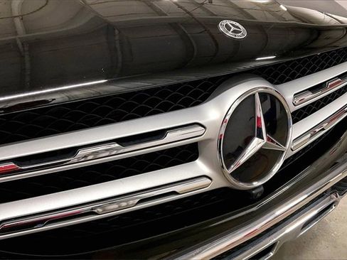 Used 2022 Mercedes-Benz GLC 300 4MATIC image 28