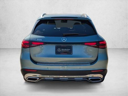 Used 2026 Mercedes-Benz GLC 300 image 8