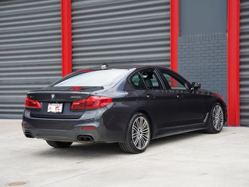 Used 2020 BMW M550i xDrive w/ Executive Package AWD/4WD image 5