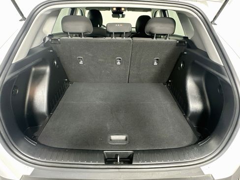 Used 2024 Hyundai Kona SEL FWD image 30