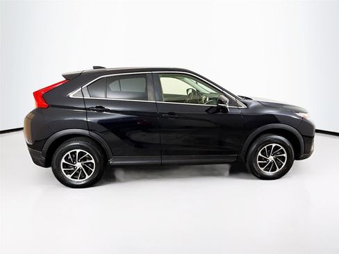 Used 2020 Mitsubishi Eclipse Cross ES image 8