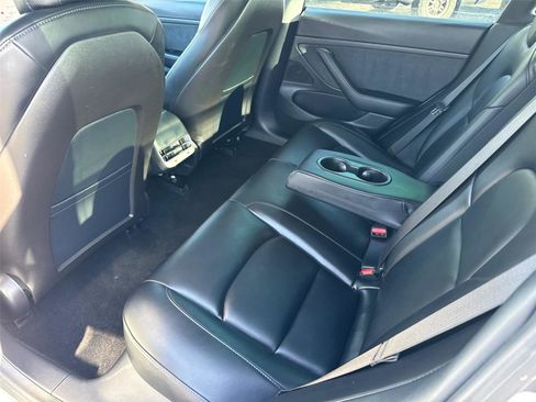 Used 2020 Tesla Model 3 Standard Range Plus image 19