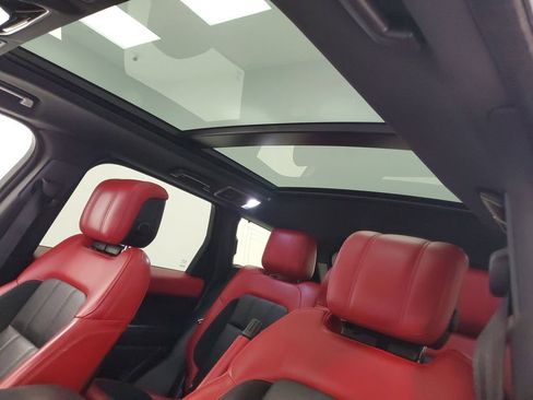 Used 2020 Land Rover Range Rover Sport HST image 26