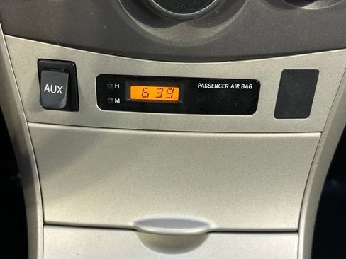 Used 2011 Toyota Corolla LE FWD image 34