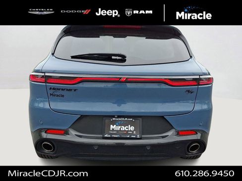 Certified 2024 Dodge Hornet R/T Plus w/ R/T Blacktop Package AWD/4WD image 5