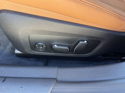 Used 2026 BMW i4 eDrive40 w/ Premium Package image 15