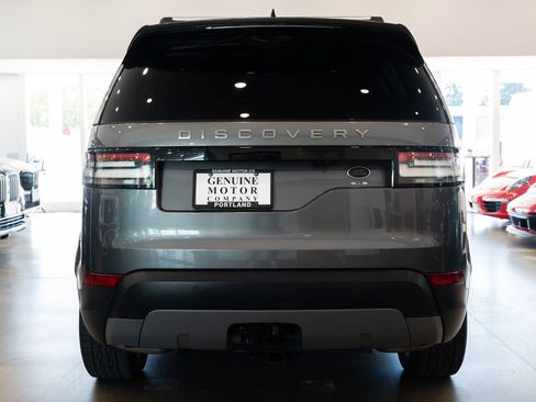Used 2017 Land Rover Discovery SE AWD/4WD image 5
