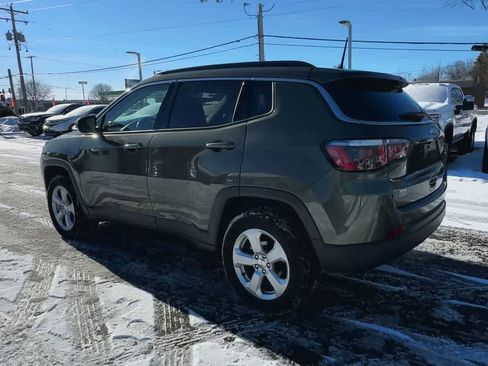 Used 2018 Jeep Compass Latitude w/ Cold Weather Group image 6