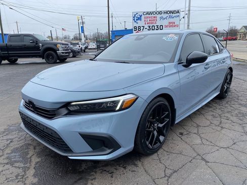 Used 2023 Honda Civic Sport image 6