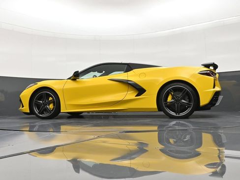 Used 2026 Chevrolet Corvette Stingray Preferred Conv w/ Stealth Interior Trim Package RWD image 21