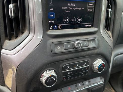 Used 2021 GMC Sierra 2500 2WD Regular Cab image 2