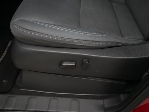 Certified 2023 Nissan Frontier SV w/ SV Convenience Package image 28