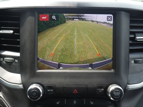 Used 2022 RAM 1500 Big Horn AWD/4WD image 5