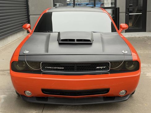 Used 2009 Dodge Challenger SRT8 w/ SRT Option Group II image 4