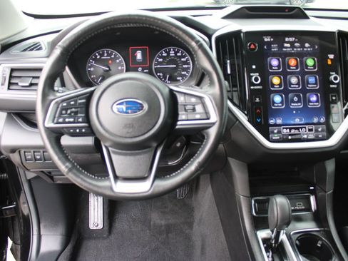 Used 2023 Subaru Ascent Limited image 8
