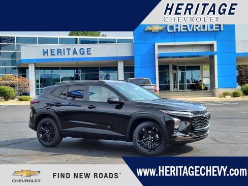 New 2026 Chevrolet Trax ACTIV w/ Driver Confidence Package FWD image 1