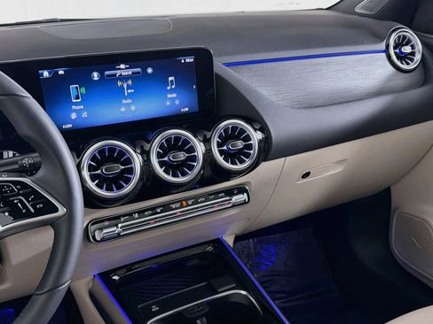 Certified 2026 Mercedes-Benz GLA 250 image 21