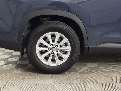 Used 2024 Toyota Grand Highlander FWD image 9