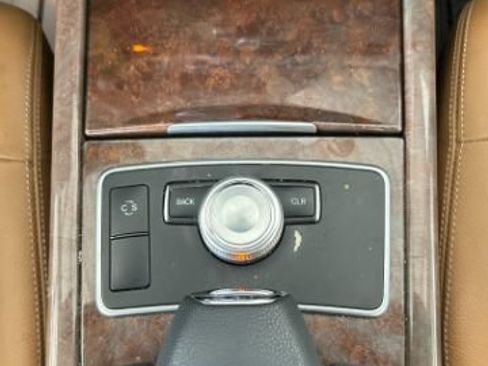 Used 2013 Mercedes-Benz E 350 4MATIC Sedan image 14