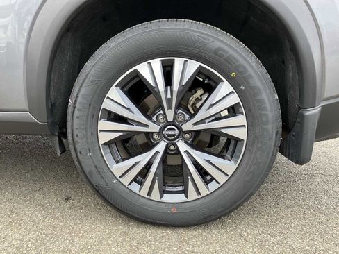 Certified 2023 Nissan Rogue SV w/ SV Premium B Package image 5
