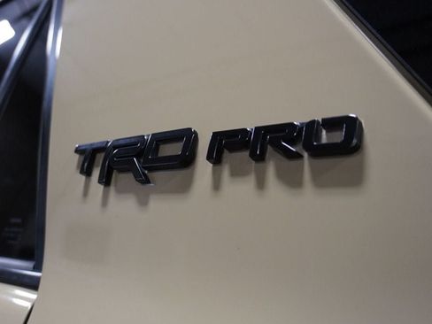 Used 2016 Toyota 4Runner TRD Pro AWD/4WD image 8
