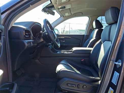 Certified 2025 Honda Pilot EX-L image 13