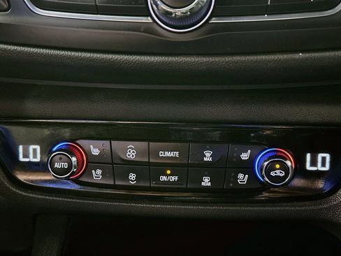Used 2020 Buick Regal GS AWD/4WD image 15