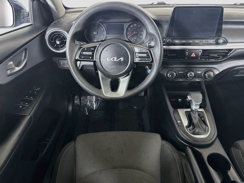 Used 2024 Kia Forte LXS FWD image 17