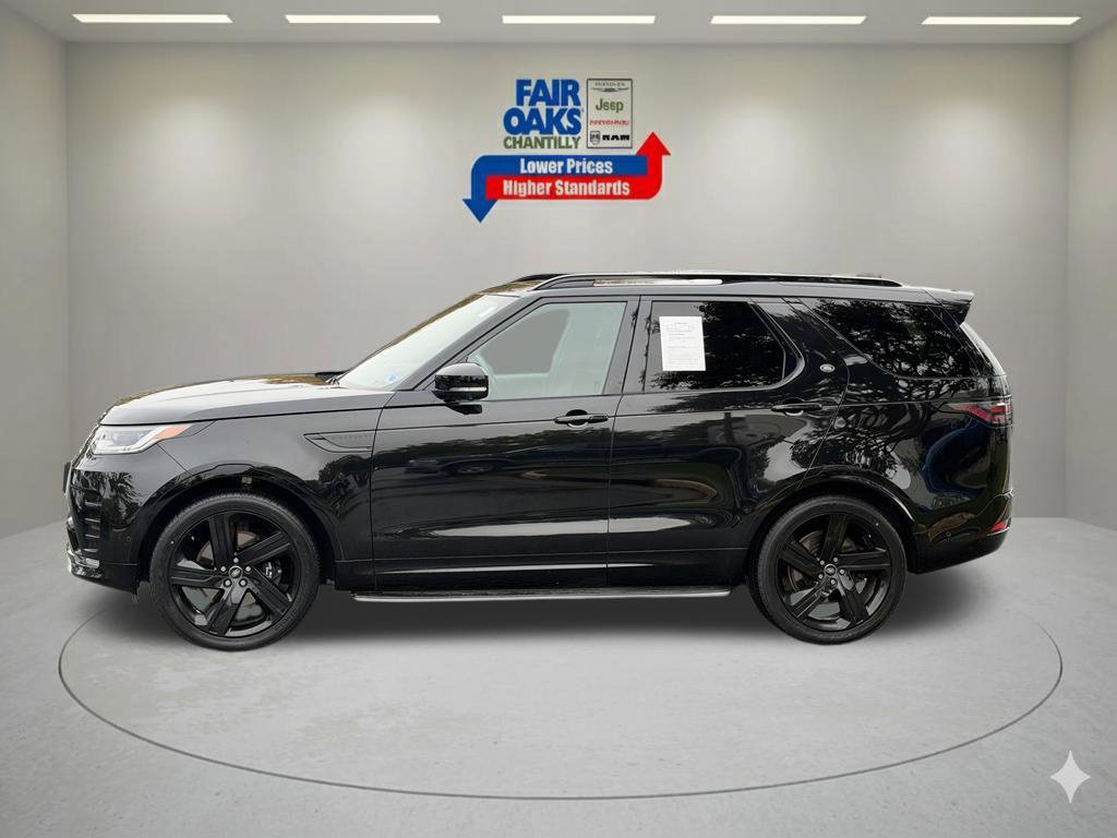 Used 2023 Land Rover Discovery Metropolitan Edition AWD/4WD image 11