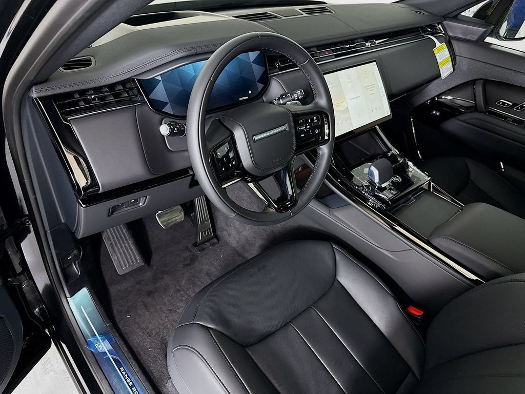 New 2026 Land Rover Range Rover Sport Dynamic SE AWD/4WD image 9