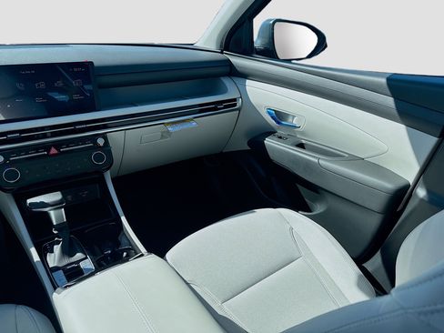 New 2026 Hyundai Tucson SEL image 16