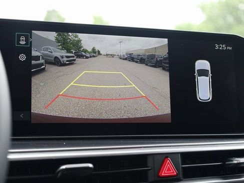 New 2025 Kia Sorento S w/ Panoramic Sunroof Package image 21