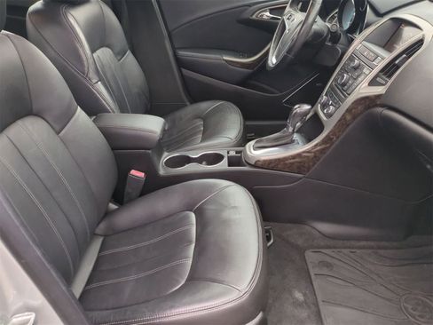 Used 2013 Buick Verano Leather image 11