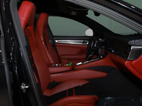 Used 2023 Porsche Panamera 4 Platinum Edition image 15